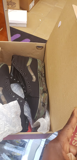 Shoe Store «Journeys», reviews and photos, 305 W Fm 1382 #717, Cedar Hill, TX 75104, USA