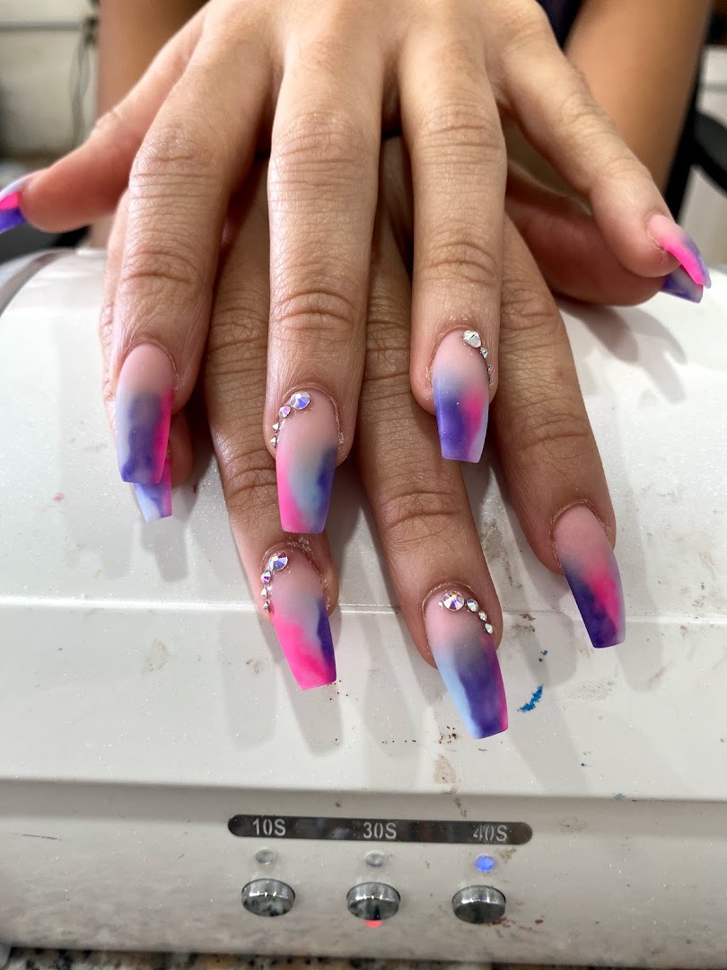 Top Nails