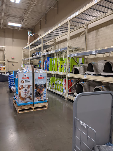 Pet Supply Store «PetSmart», reviews and photos, 2840 W Chandler Blvd, Chandler, AZ 85224, USA