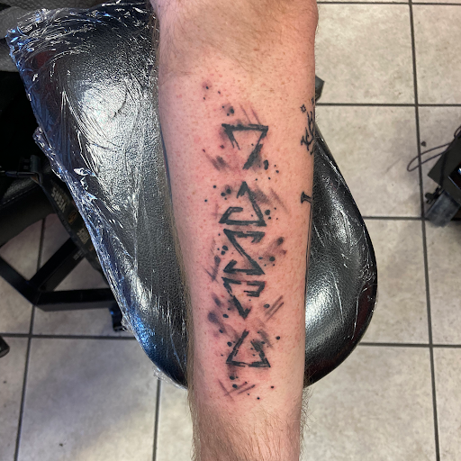 Explore girly skull tattoo ideas, creative tattoo ideas in Las Vegas, available at Las Vegas Tattoo Collective, LLC