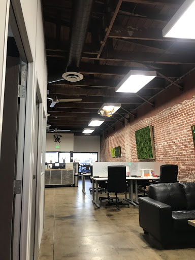 Pro Desk Space - Office & Meeting Rooms image