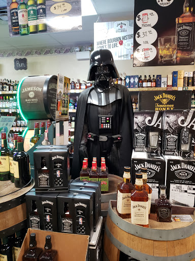 Liquor Store «Grapevine Fine Wines & Liquor», reviews and photos, 3039 NY-50, Saratoga Springs, NY 12866, USA