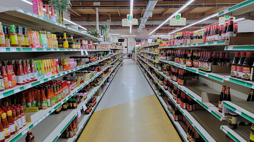 Shopping Mall «Fubonn Shopping Center», reviews and photos, 2850 SE 82nd Ave #80, Portland, OR 97266, USA