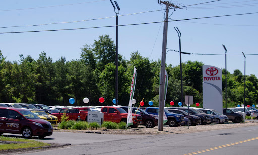 Toyota Dealer «Middletown Toyota», reviews and photos, 634 Newfield St, Middletown, CT 06457, USA