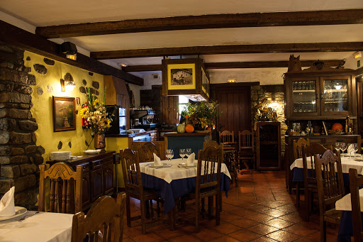 Iza Restaurante - Gorbeia Kalea, 7, 48410 Orozko, Bizkaia, España