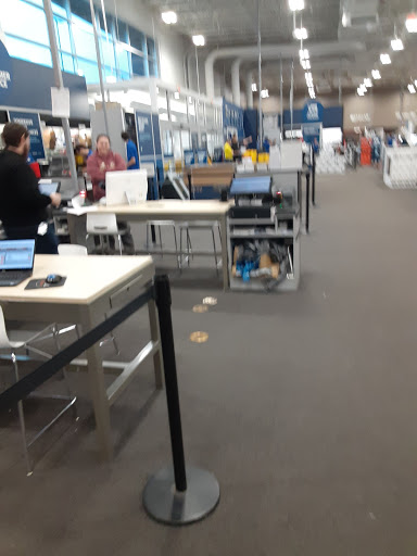 Electronics Store «Best Buy», reviews and photos, 1375 Polaris Pkwy, Columbus, OH 43240, USA