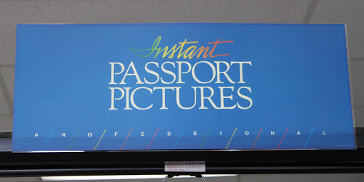 Shipping Company «AIM Mail Center», reviews and photos, 15559 Union Ave, Los Gatos, CA 95032, USA