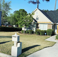 Clover 4 Clover Landscaping - Photo 4 - Car repair in , Atlanta