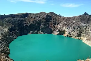 Parkir Kelimutu image