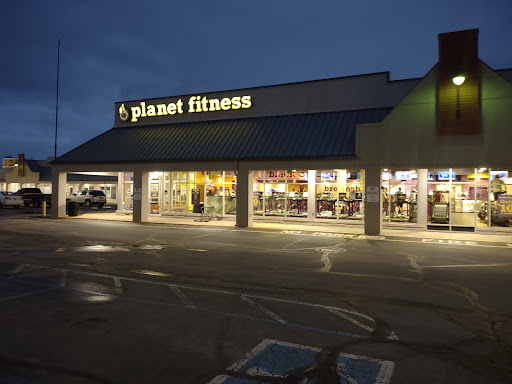 Gym «Planet Fitness - Brownsburg, IN», reviews and photos, 908 E Main St, Brownsburg, IN 46112, USA