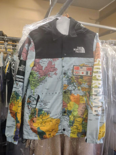 Dry Cleaner «Swiss Cleaners», reviews and photos, 15333 Roscoe Blvd, Panorama City, CA 91402, USA