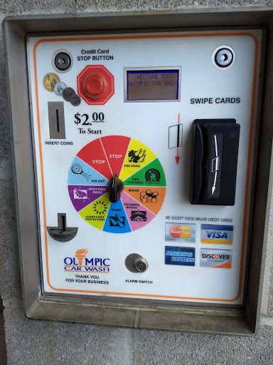 Car Wash «Olympic Carwash», reviews and photos, 6220 N Oak Trafficway, Kansas City, MO 64118, USA