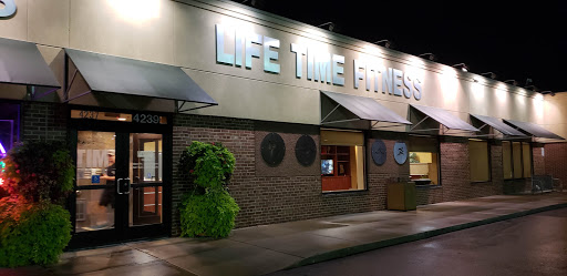 Gym «Life Time Fitness», reviews and photos, 4239 Winnetka Ave N, Minneapolis, MN 55428, USA