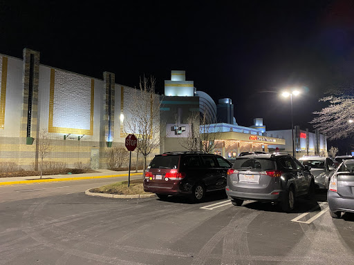 Movie Theater «AMC Framingham 16 with Dine-in Theatres», reviews and photos, 22 Flutie Pass, Framingham, MA 01701, USA