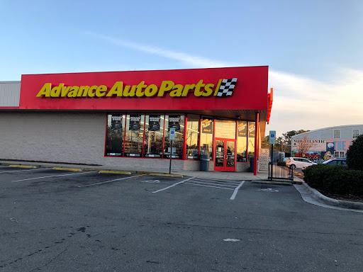 Auto Parts Store «Advance Auto Parts», reviews and photos, 4614 Market St, Wilmington, NC 28405, USA
