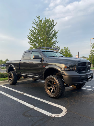 Car Dealer «Lux Cars Chicago», reviews and photos, 88 E Dundee Rd, Buffalo Grove, IL 60089, USA