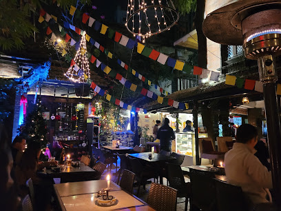 New Orleans Cafe - Chaksibari Marg 338/19, Kathmandu 44600, Nepal