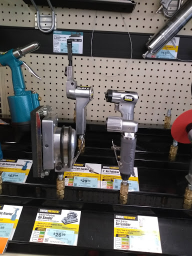 Hardware Store «Harbor Freight Tools», reviews and photos, 1559 Irving Park Rd, Hanover Park, IL 60133, USA