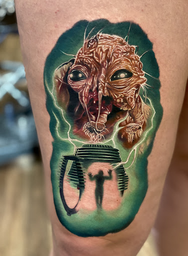 Tattoo Shop «Distinction Tattoo», reviews and photos, 3700 Wilmington Pike, Kettering, OH 45429, USA