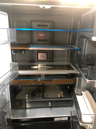 Appliance Store «Sears Outlet», reviews and photos, 2401 S Vineyard Ave, Ontario, CA 91761, USA