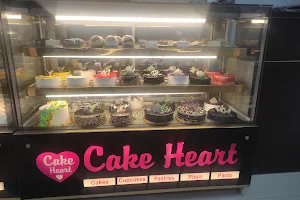 Cake Heart Chattarpur image
