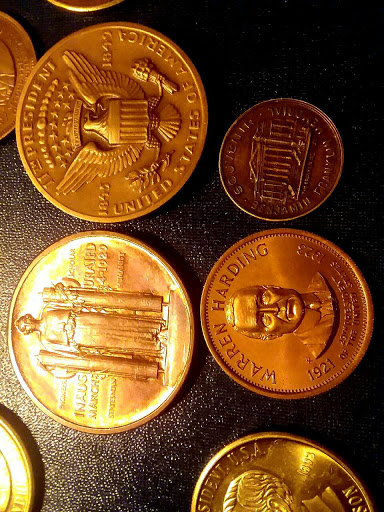 Coin dealer Glendale