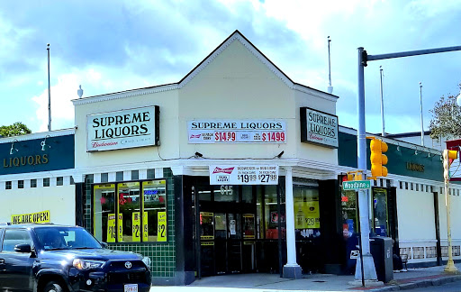 Liquor Store «Wollaston Supreme Liquors», reviews and photos, 615 Hancock St, Quincy, MA 02170, USA