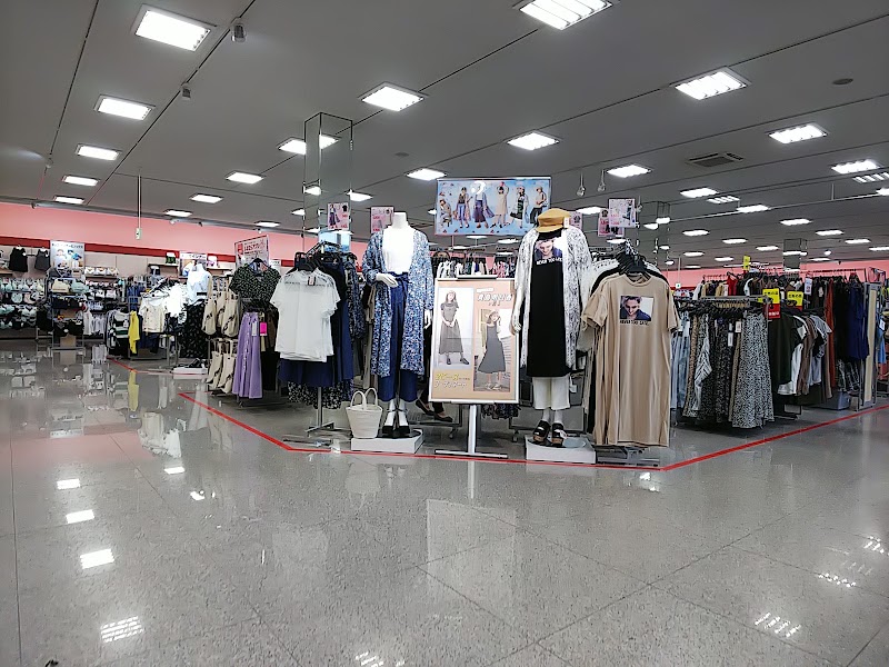 しまむら 則武店 愛知県名古屋市中村区松原町 衣料品店 衣料品 グルコミ