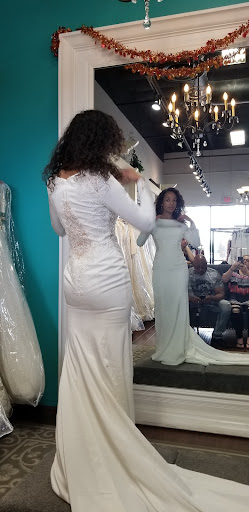 Bridal Shop «A Closet Full of Dresses», reviews and photos, 1249 N Greenfield Rd, Mesa, AZ 85205, USA