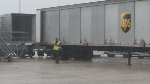 Courier Service «Ups Air Gateway Orlando», reviews and photos, 8975 Tradeport Dr, Orlando, FL 32827, USA