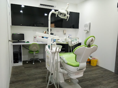 Q & M Dental Surgery (Tmn Bukit Indah)