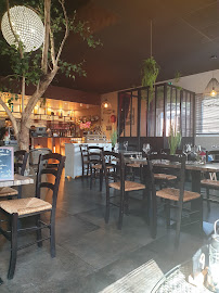 Atmosphère du Restaurant Les Jardins de l'Uzine à Bornel - n°12