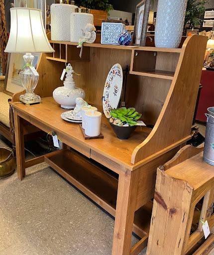 Furniture Store «Church Ladies Furniture Consignment», reviews and photos, 3570 Buford Hwy #204, Duluth, GA 30096, USA