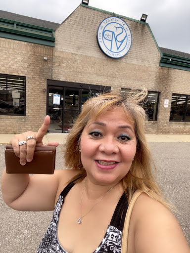 Thrift Store «St. Vincent de Paul Thrift Store», reviews and photos, 28720 Stephenson Hwy, Madison Heights, MI 48071, USA