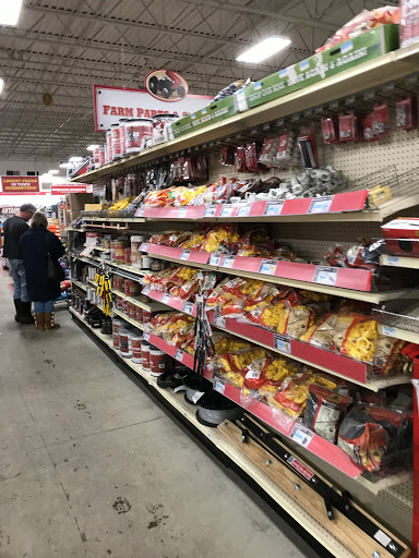 Home Improvement Store «Tractor Supply Co.», reviews and photos, 4601 E Grand River Ave, Howell, MI 48843, USA