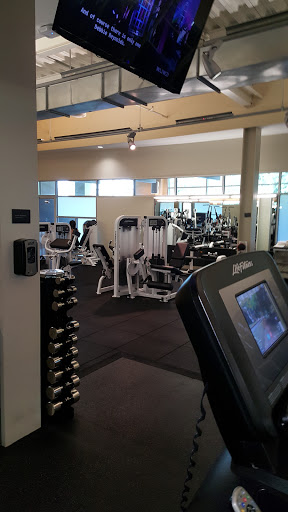 Gym «Equinox Great Neck», reviews and photos, 90 E Shore Rd, Great Neck, NY 11023, USA