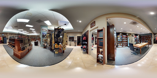 Gun Shop «Pacific Sporting Arms», reviews and photos, 912 W 10th St, Azusa, CA 91702, USA
