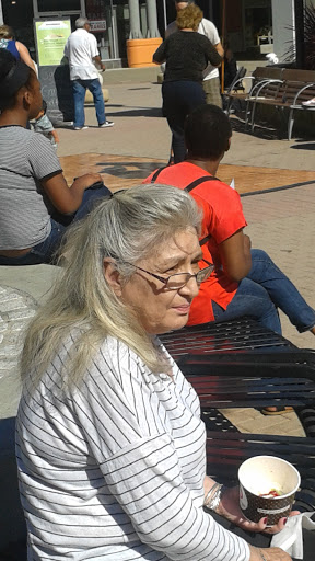 Clothing Store «Old Navy», reviews and photos, 5625 Bay St, Emeryville, CA 94608, USA