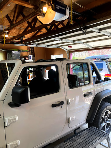 Truck Accessories Store «Car Gear», reviews and photos, 110 N Main St, Akron, OH 44308, USA