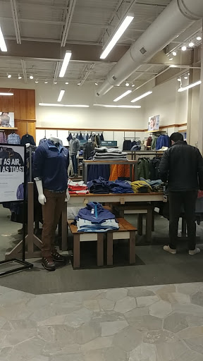 Clothing Store «L.L. Bean», reviews and photos, 6 Wayside Rd, Burlington, MA 01803, USA
