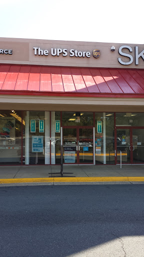 Shipping and Mailing Service «The UPS Store», reviews and photos, 6312 Seven Corners Center, Falls Church, VA 22044, USA