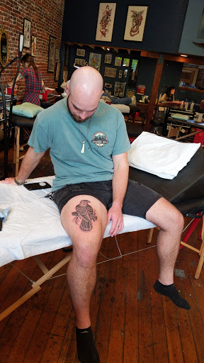 Tattoo Shop «Icon Tattoo Studio», reviews and photos, 813 N Russell St, Portland, OR 97227, USA