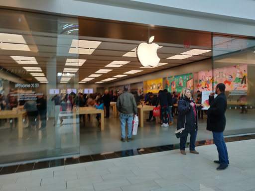 Computer Store «Apple King of Prussia», reviews and photos, 160 N Gulph Rd, King of Prussia, PA 19406, USA
