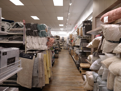 Department Store «HomeGoods», reviews and photos, 12351 Limonite Ave, Eastvale, CA 91752, USA