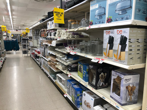 Discount Store «Kmart», reviews and photos, 10 W Lake St, Minneapolis, MN 55408, USA