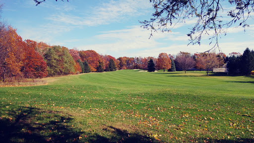 Golf Course «Woodcliff Golf Course», reviews and photos, 199 Woodcliff Dr, Fairport, NY 14450, USA