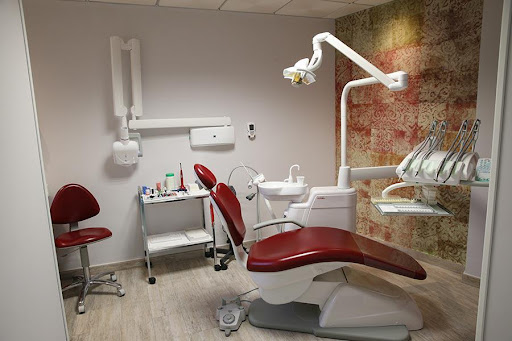 Clínica Dental Marquina en Ávila‎, Ávila‎