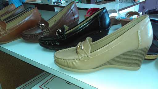 Shoe Store «Alicia Shoes», reviews and photos, 130 W 24th St C, Hialeah, FL 33010, USA