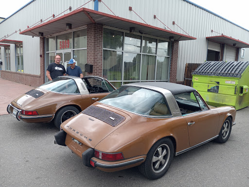 Auto Body Shop «Apex Auto Body», reviews and photos, 5809 W Colfax Ave, Lakewood, CO 80214, USA