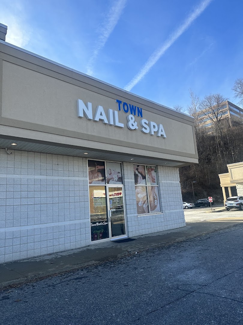Town Nail & Spa